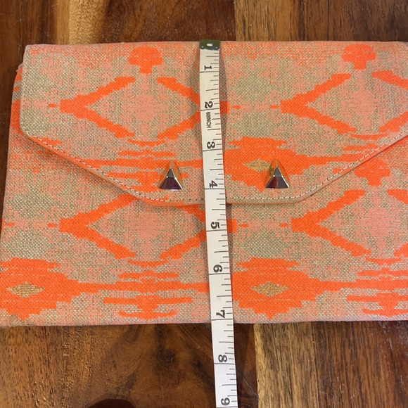 Stella & Dot clutch - Picture 9 of 9